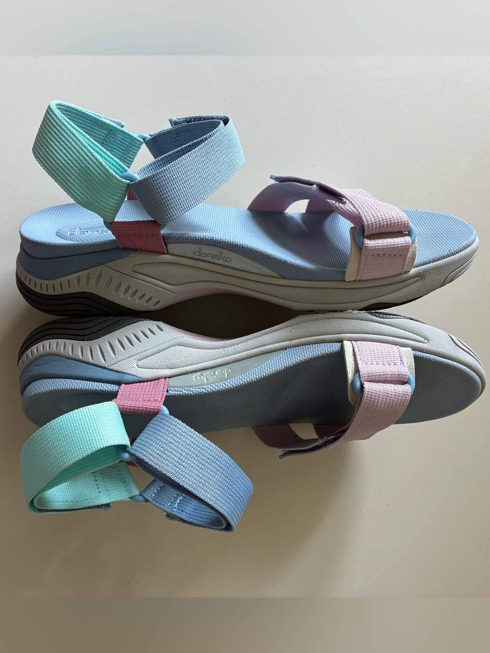 Dansko Shoe
